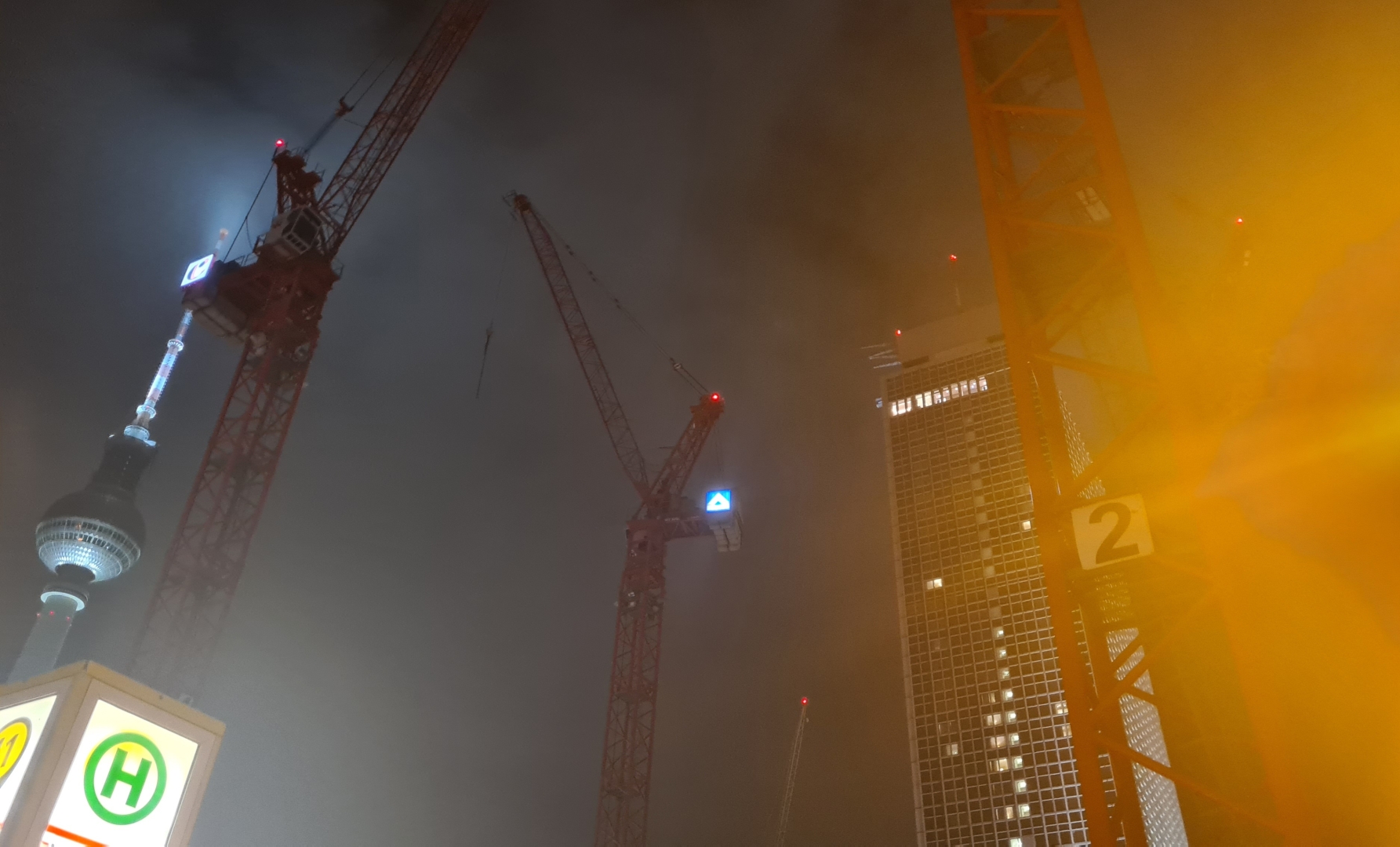 Wolken kriegen Kratzer